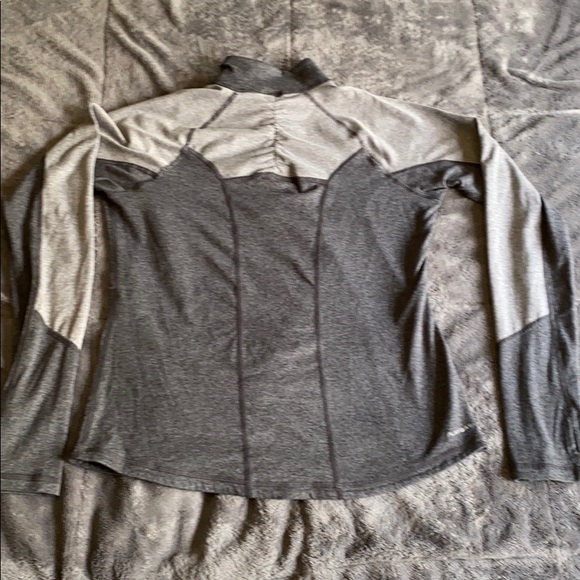 Reebok half zip active top - Picture 7 of 8